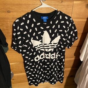 Adidas tee shirt